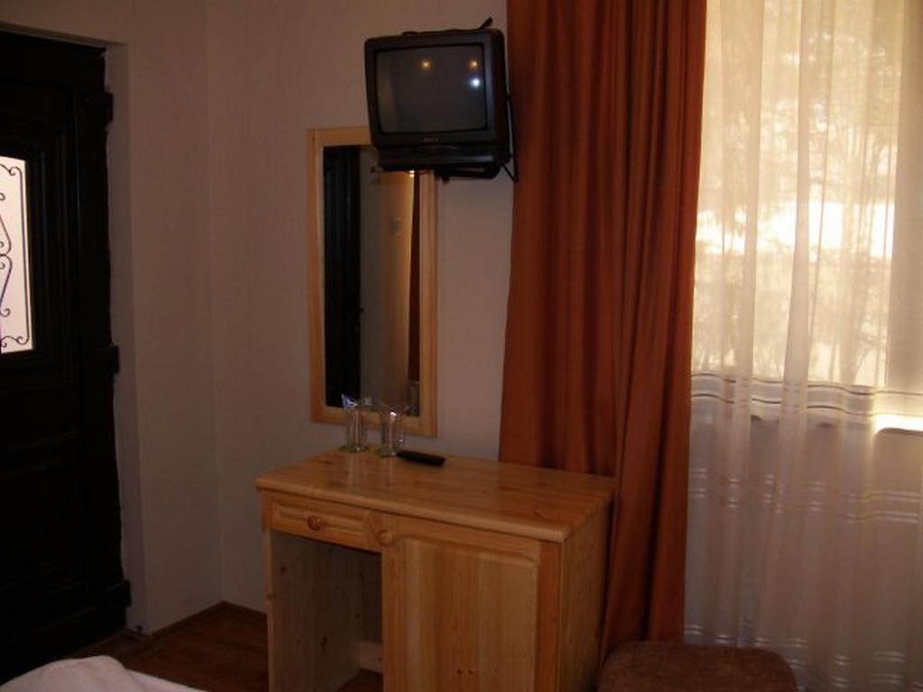 Family Hotel Ilinden Shipkovo  Kamer foto